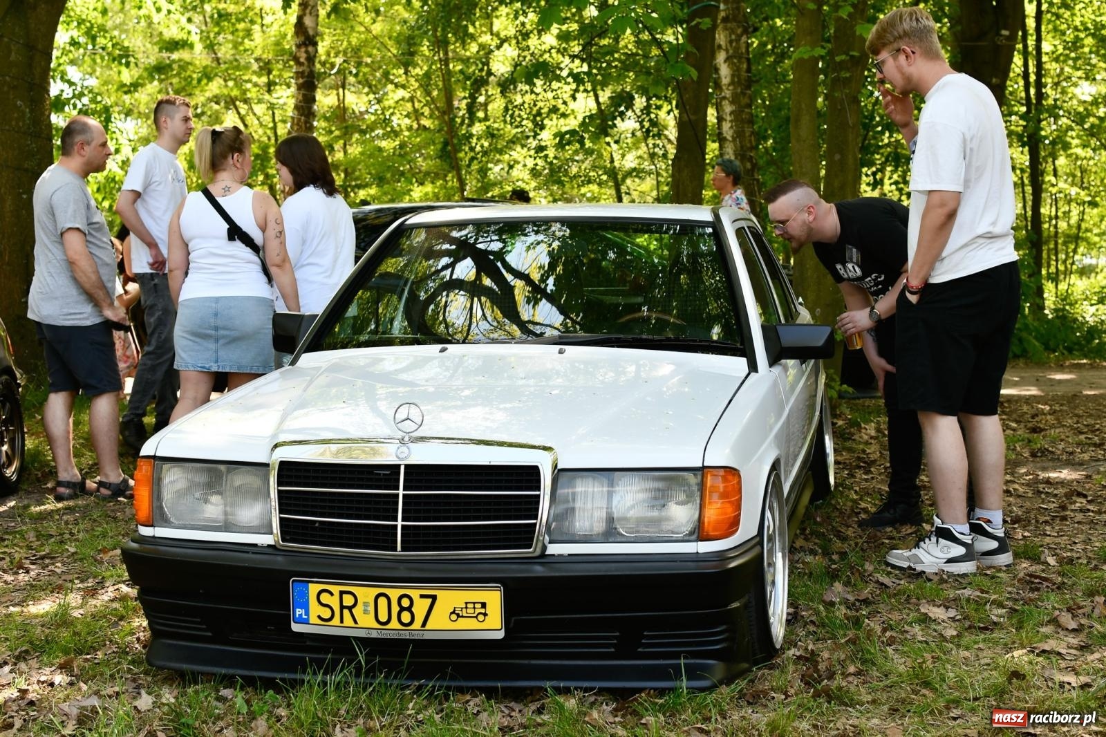 Zdjęcie w galerii na portalu naszraciborz.pl: Tuningowane wozy na Magicznej Plaży w Bukowie [FOTO i WIDEO] wiadomości z regionu