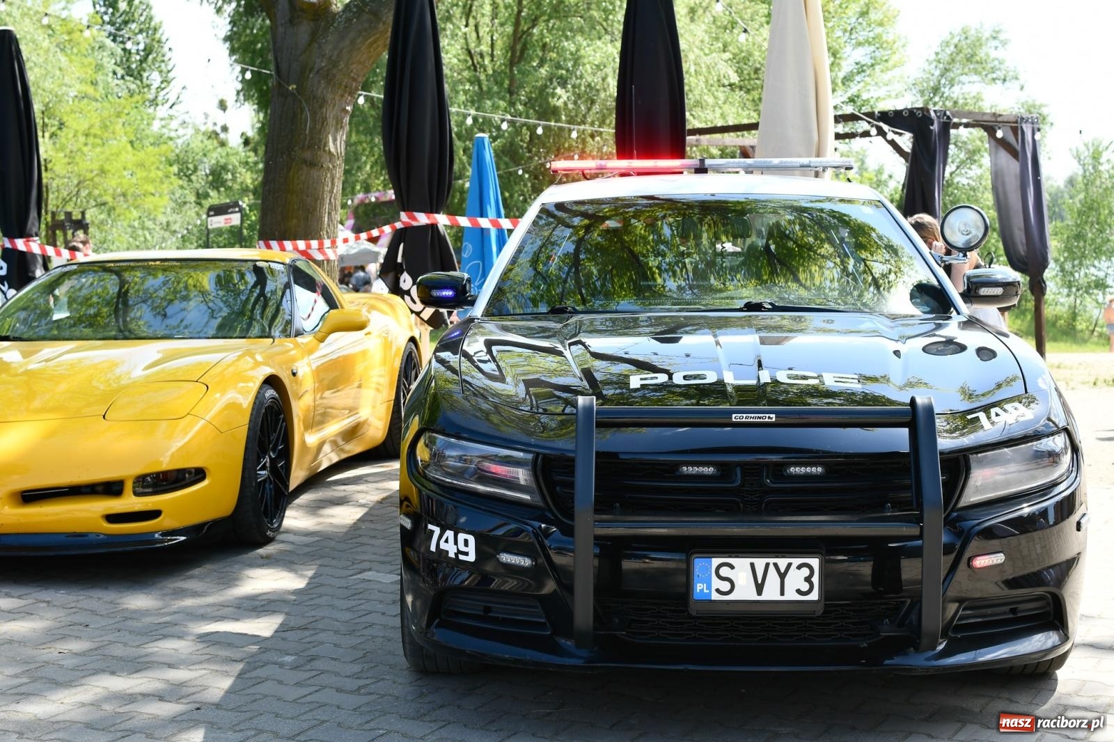 Zdjęcie w galerii na portalu naszraciborz.pl: Tuningowane wozy na Magicznej Plaży w Bukowie [FOTO i WIDEO] wiadomości z regionu