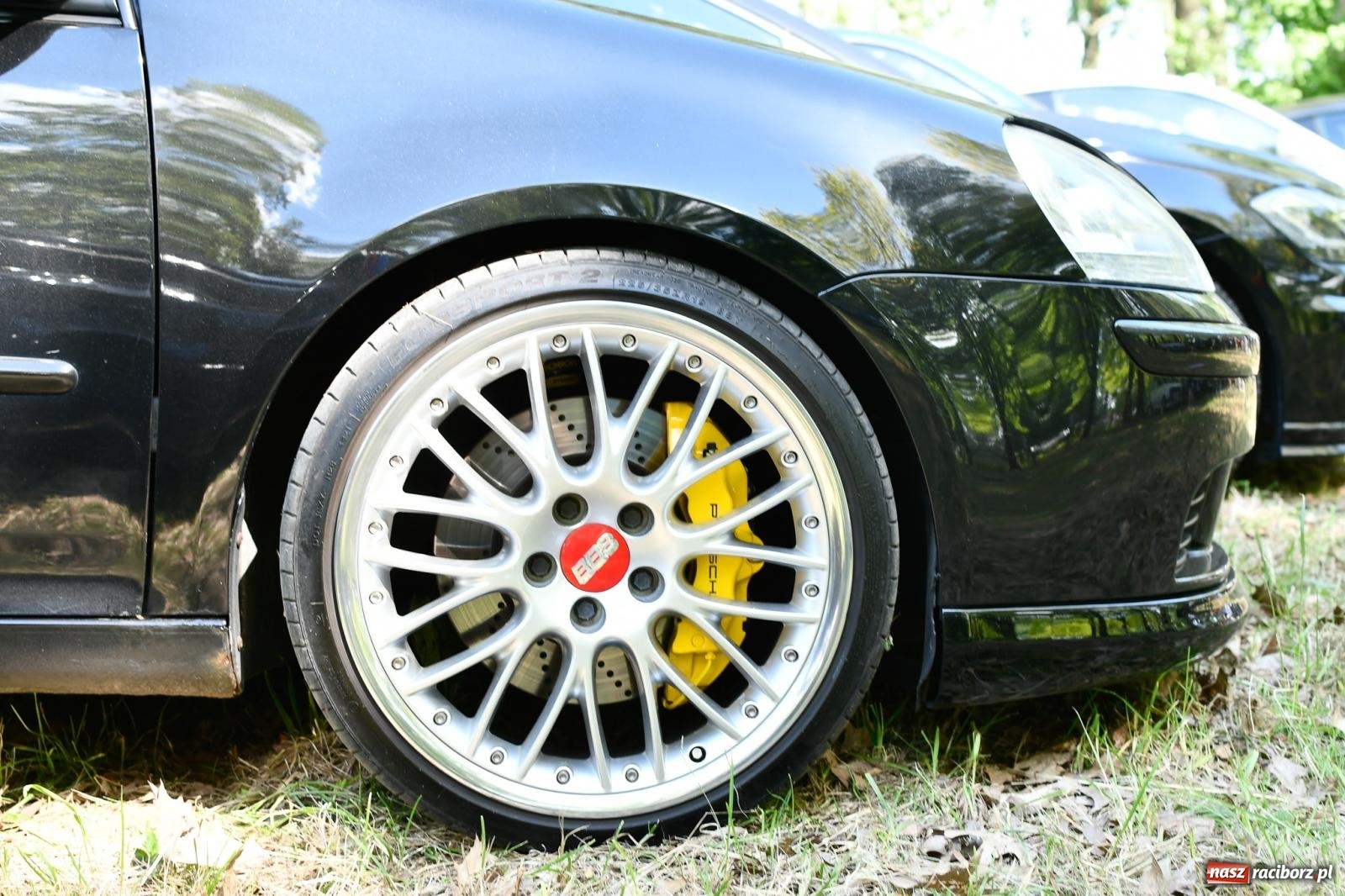 Zdjęcie w galerii na portalu naszraciborz.pl: Tuningowane wozy na Magicznej Plaży w Bukowie [FOTO i WIDEO] wiadomości z regionu