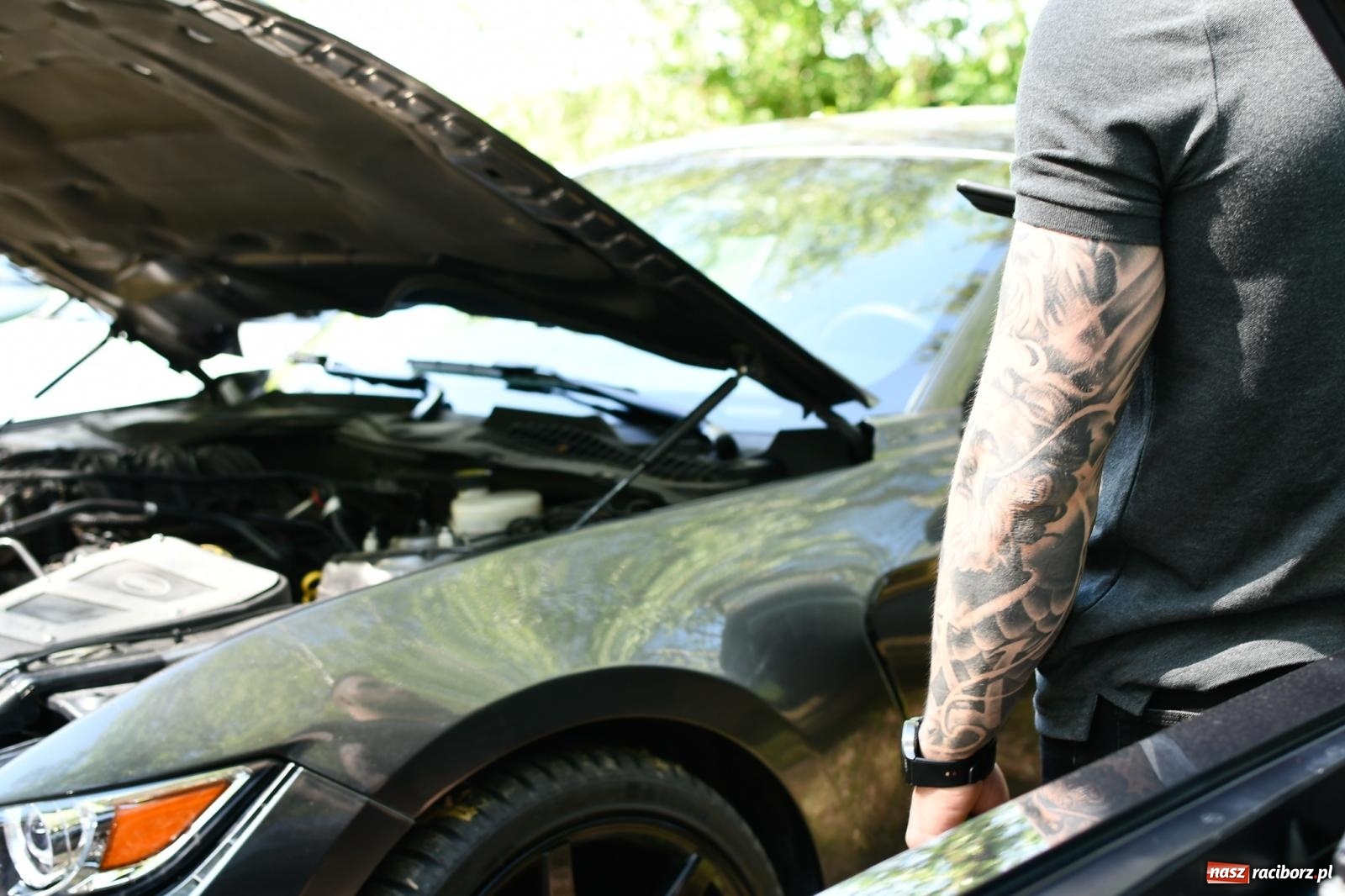 Zdjęcie w galerii na portalu naszraciborz.pl: Tuningowane wozy na Magicznej Plaży w Bukowie [FOTO i WIDEO] wiadomości z regionu