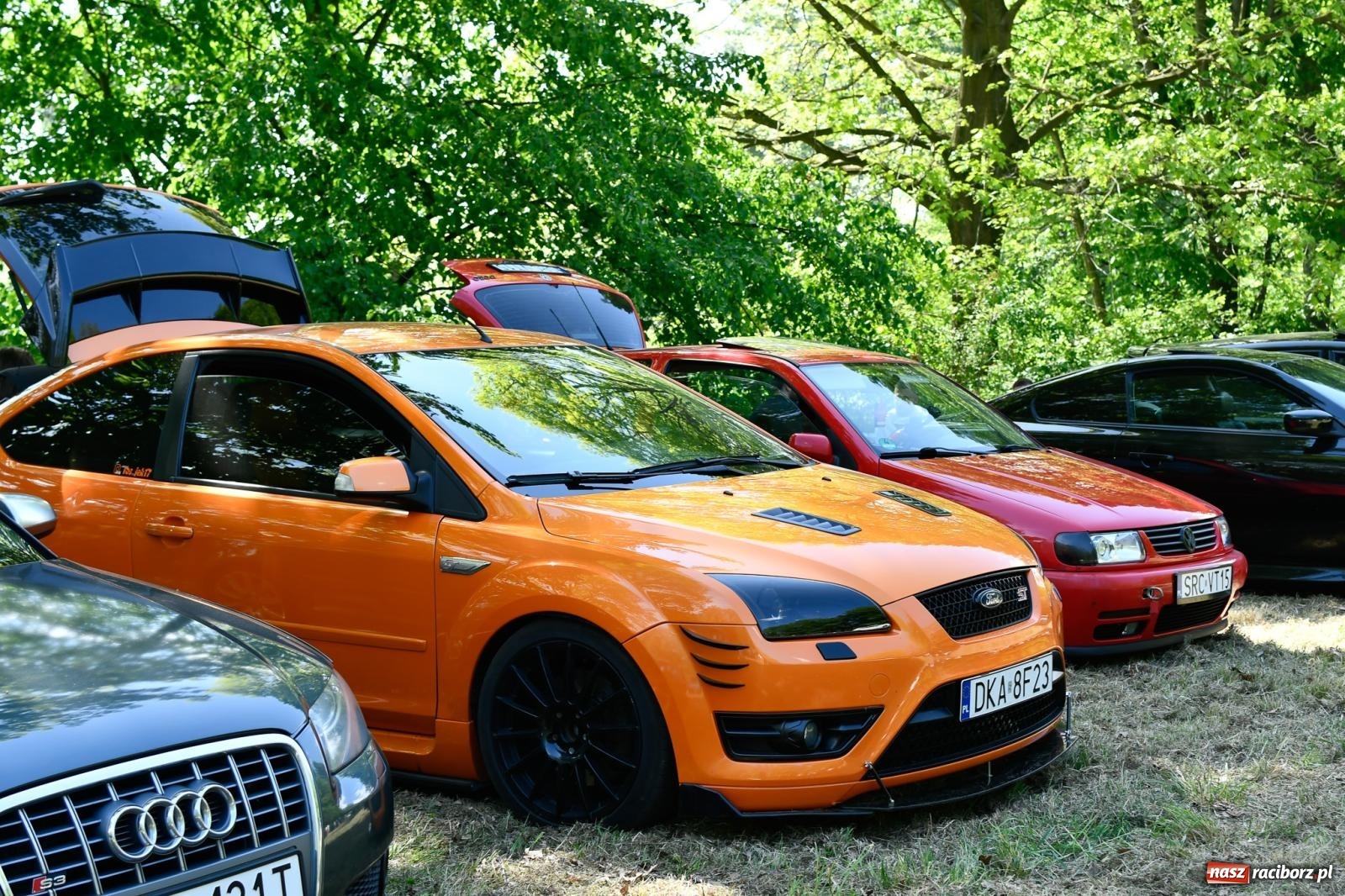 Zdjęcie w galerii na portalu naszraciborz.pl: Tuningowane wozy na Magicznej Plaży w Bukowie [FOTO i WIDEO] wiadomości z regionu