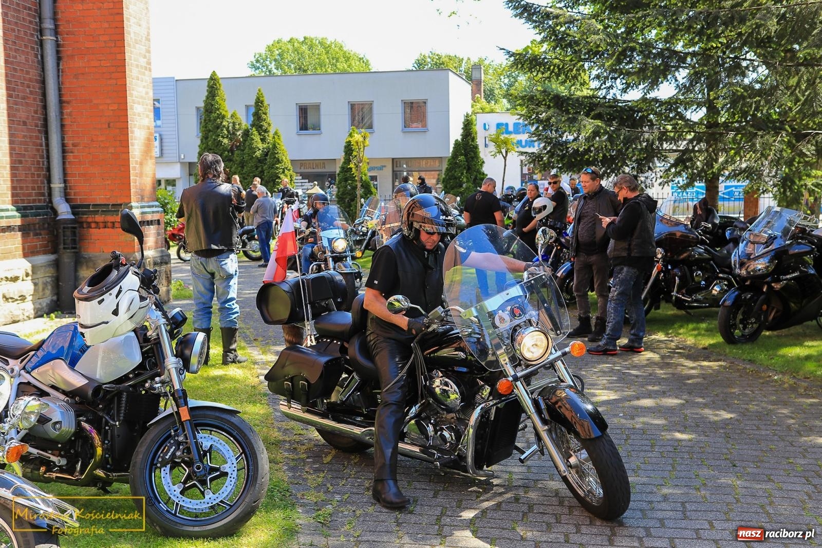 Zdjęcie w galerii na portalu naszraciborz.pl: Setki motocyklistów u św. Mikołaja. Inauguracja sezonu na bis! [FOTO i WIDEO] wiadomości z regionu