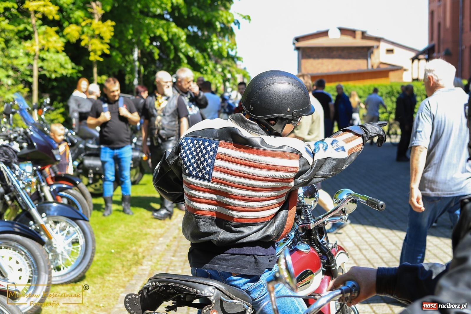 Zdjęcie w galerii na portalu naszraciborz.pl: Setki motocyklistów u św. Mikołaja. Inauguracja sezonu na bis! [FOTO i WIDEO] wiadomości z regionu