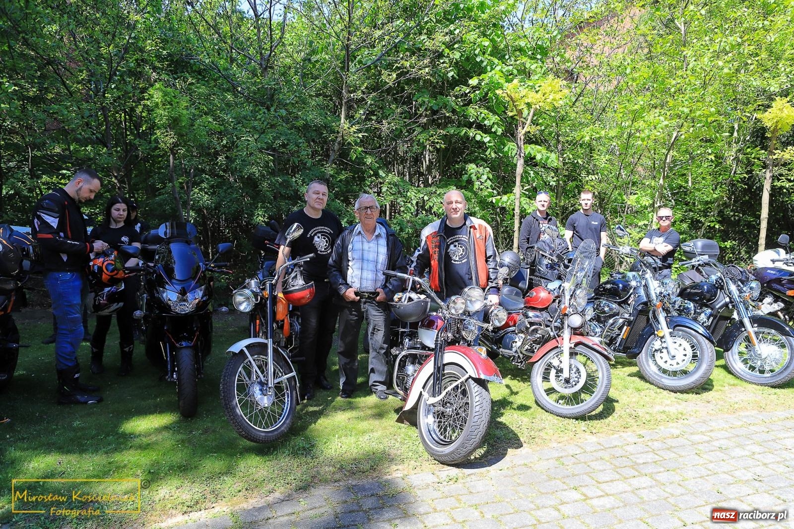 Zdjęcie w galerii na portalu naszraciborz.pl: Setki motocyklistów u św. Mikołaja. Inauguracja sezonu na bis! [FOTO i WIDEO] wiadomości z regionu