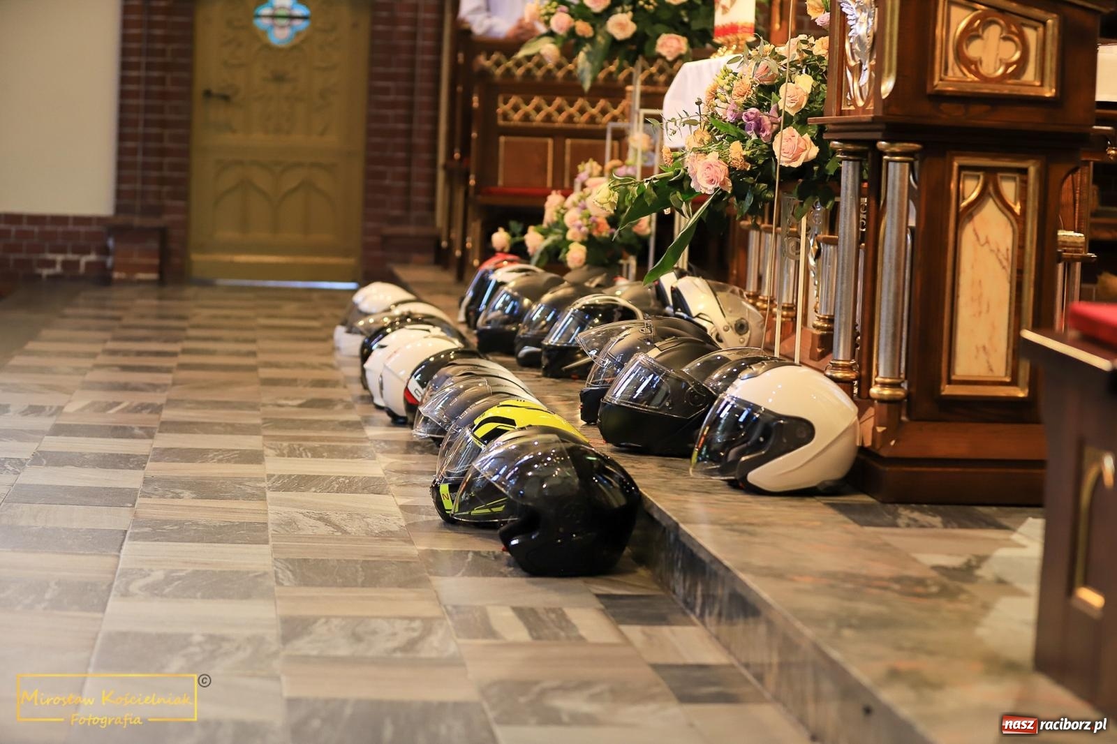 Zdjęcie w galerii na portalu naszraciborz.pl: Setki motocyklistów u św. Mikołaja. Inauguracja sezonu na bis! [FOTO i WIDEO] wiadomości z regionu