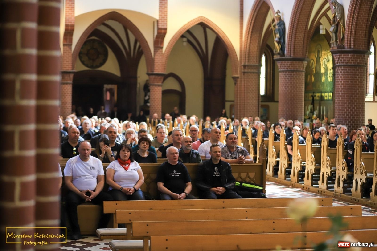 Zdjęcie w galerii na portalu naszraciborz.pl: Setki motocyklistów u św. Mikołaja. Inauguracja sezonu na bis! [FOTO i WIDEO] wiadomości z regionu