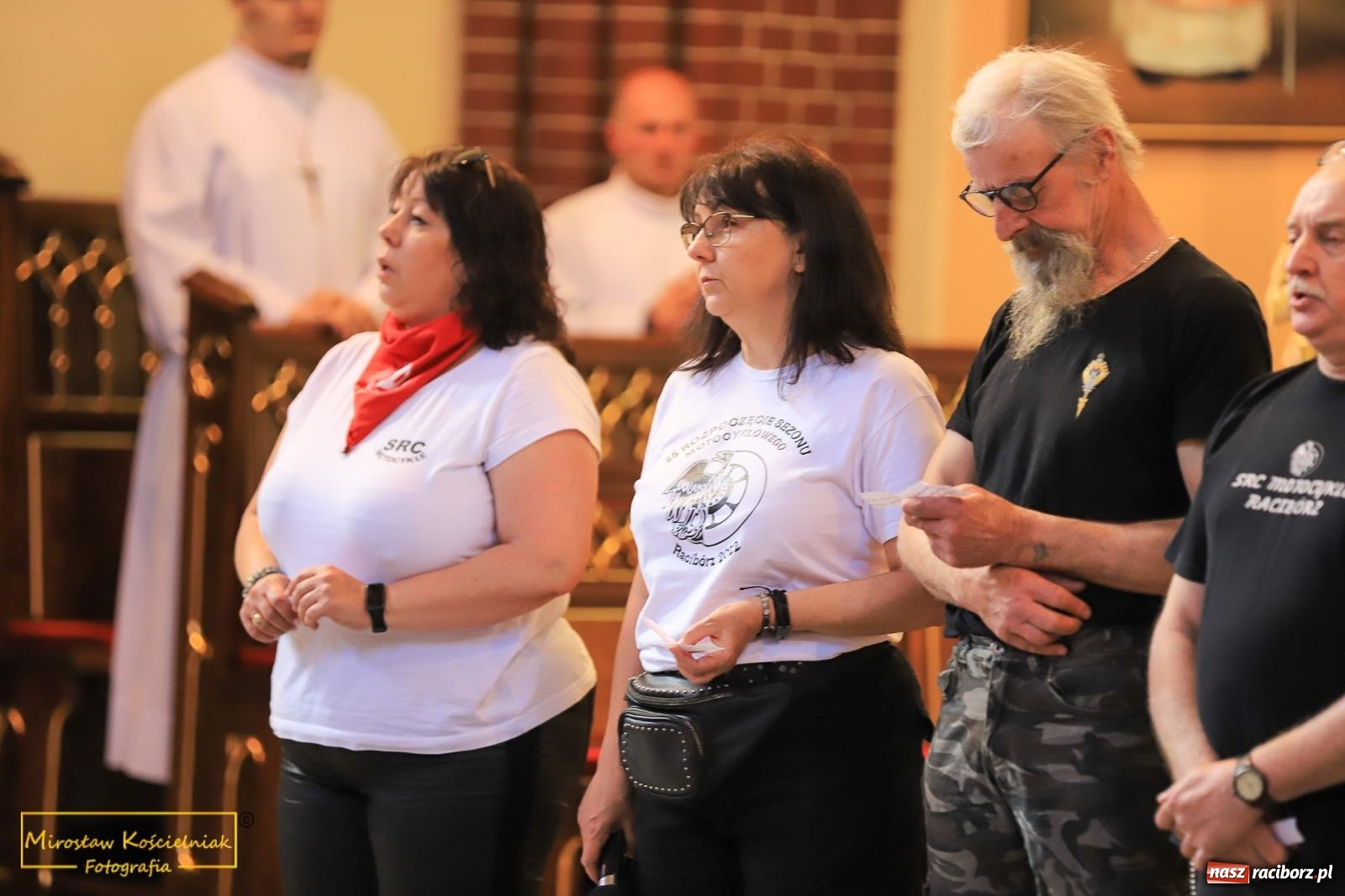 Zdjęcie w galerii na portalu naszraciborz.pl: Setki motocyklistów u św. Mikołaja. Inauguracja sezonu na bis! [FOTO i WIDEO] wiadomości z regionu