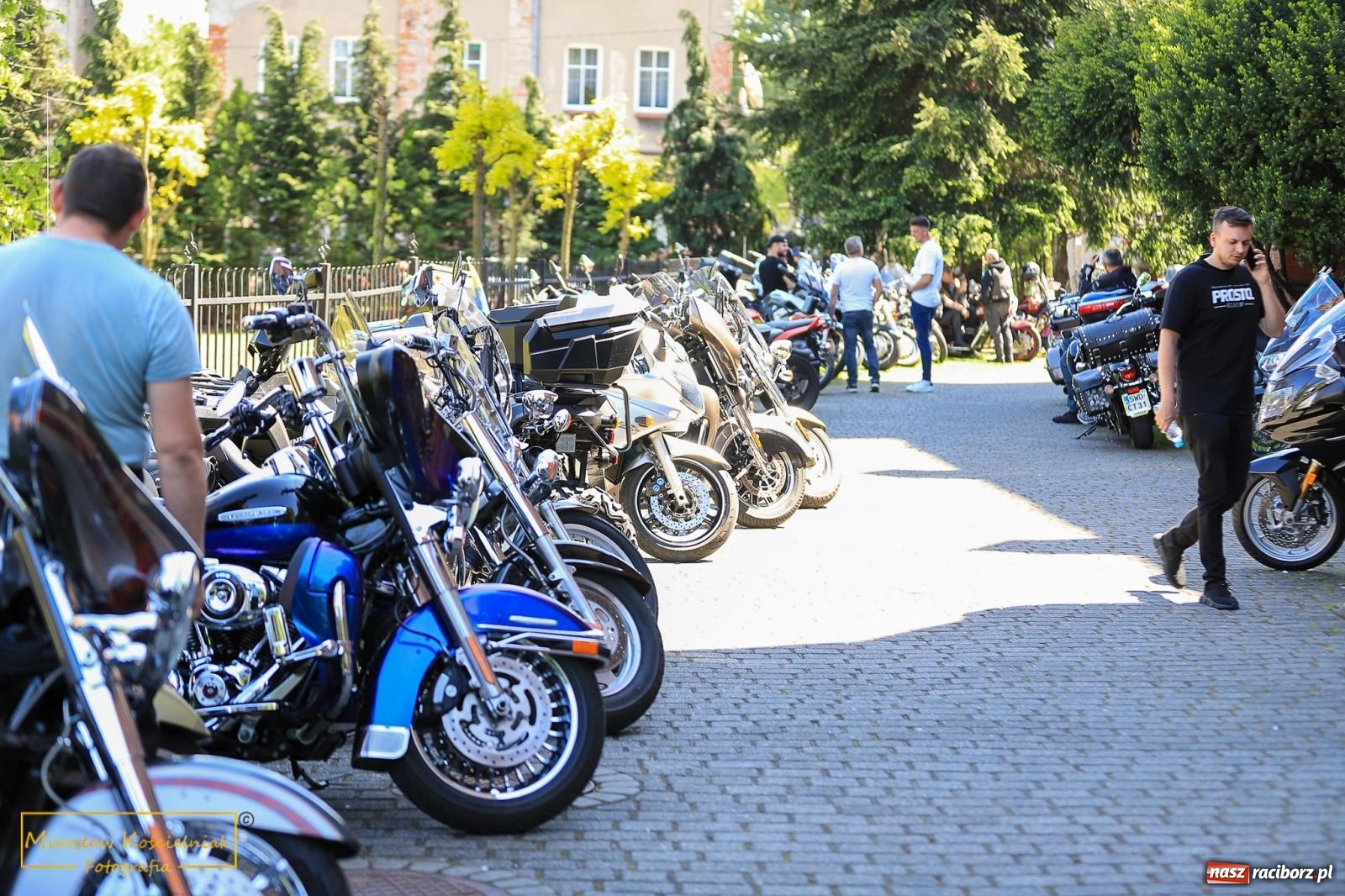 Zdjęcie w galerii na portalu naszraciborz.pl: Setki motocyklistów u św. Mikołaja. Inauguracja sezonu na bis! [FOTO i WIDEO] wiadomości z regionu