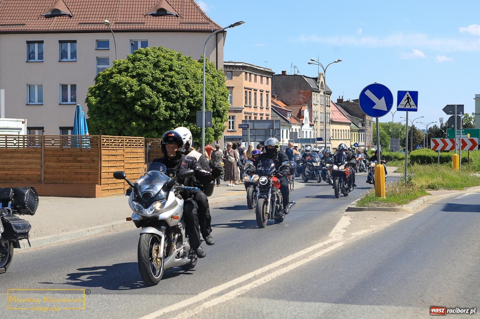 Zdjęcie w galerii na portalu naszraciborz.pl: Setki motocyklistów u św. Mikołaja. Inauguracja sezonu na bis! [FOTO i WIDEO] wiadomości z regionu