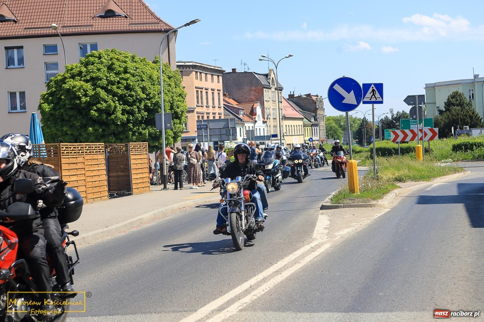 Zdjęcie w galerii na portalu naszraciborz.pl: Setki motocyklistów u św. Mikołaja. Inauguracja sezonu na bis! [FOTO i WIDEO] wiadomości z regionu