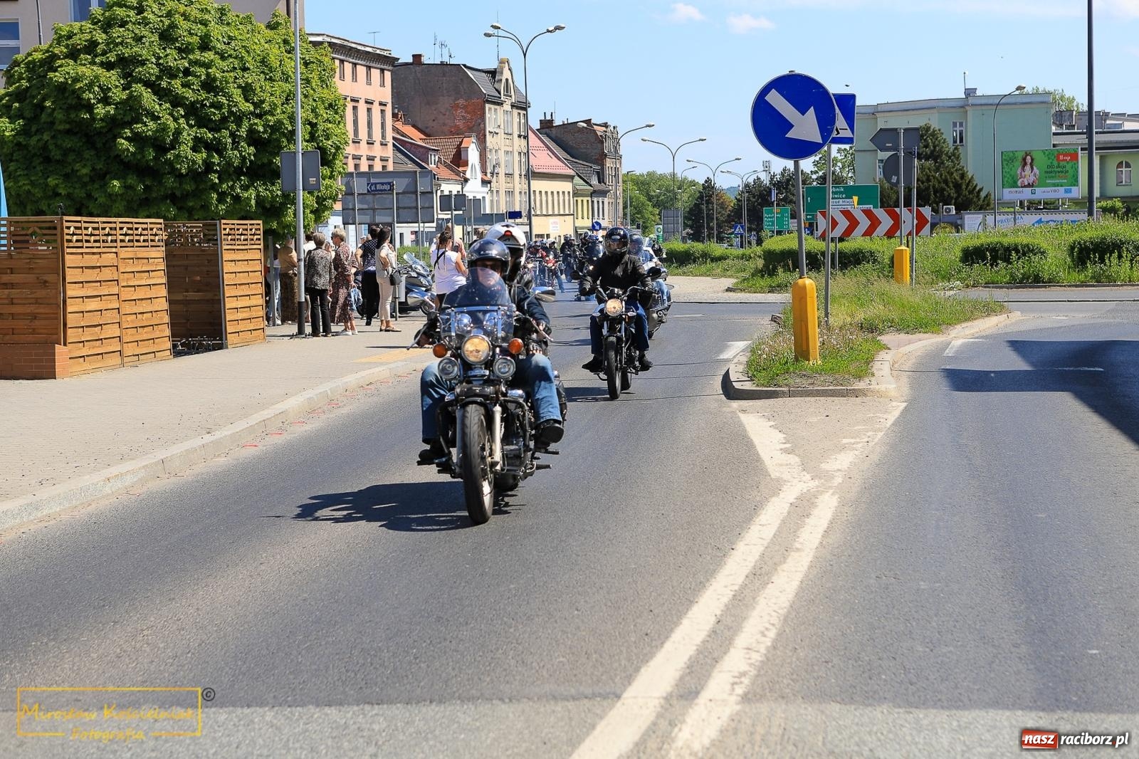 Zdjęcie w galerii na portalu naszraciborz.pl: Setki motocyklistów u św. Mikołaja. Inauguracja sezonu na bis! [FOTO i WIDEO] wiadomości z regionu