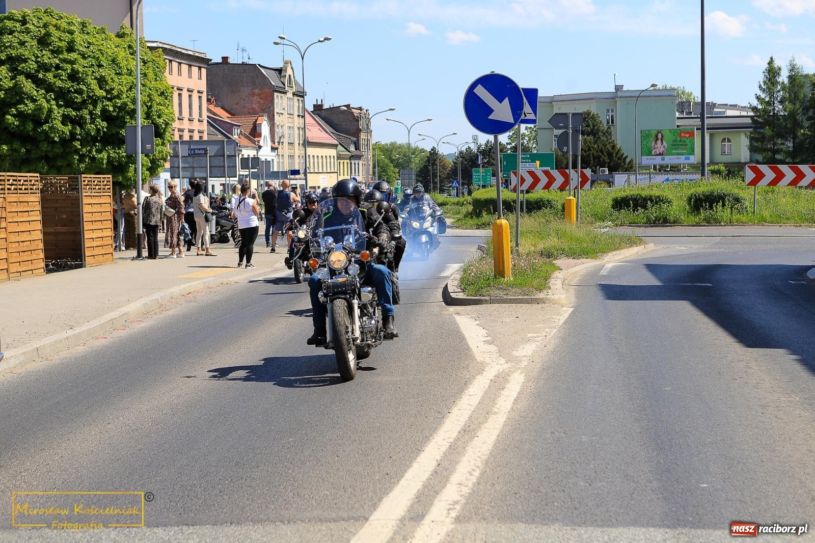 Zdjęcie w galerii na portalu naszraciborz.pl: Setki motocyklistów u św. Mikołaja. Inauguracja sezonu na bis! [FOTO i WIDEO] wiadomości z regionu