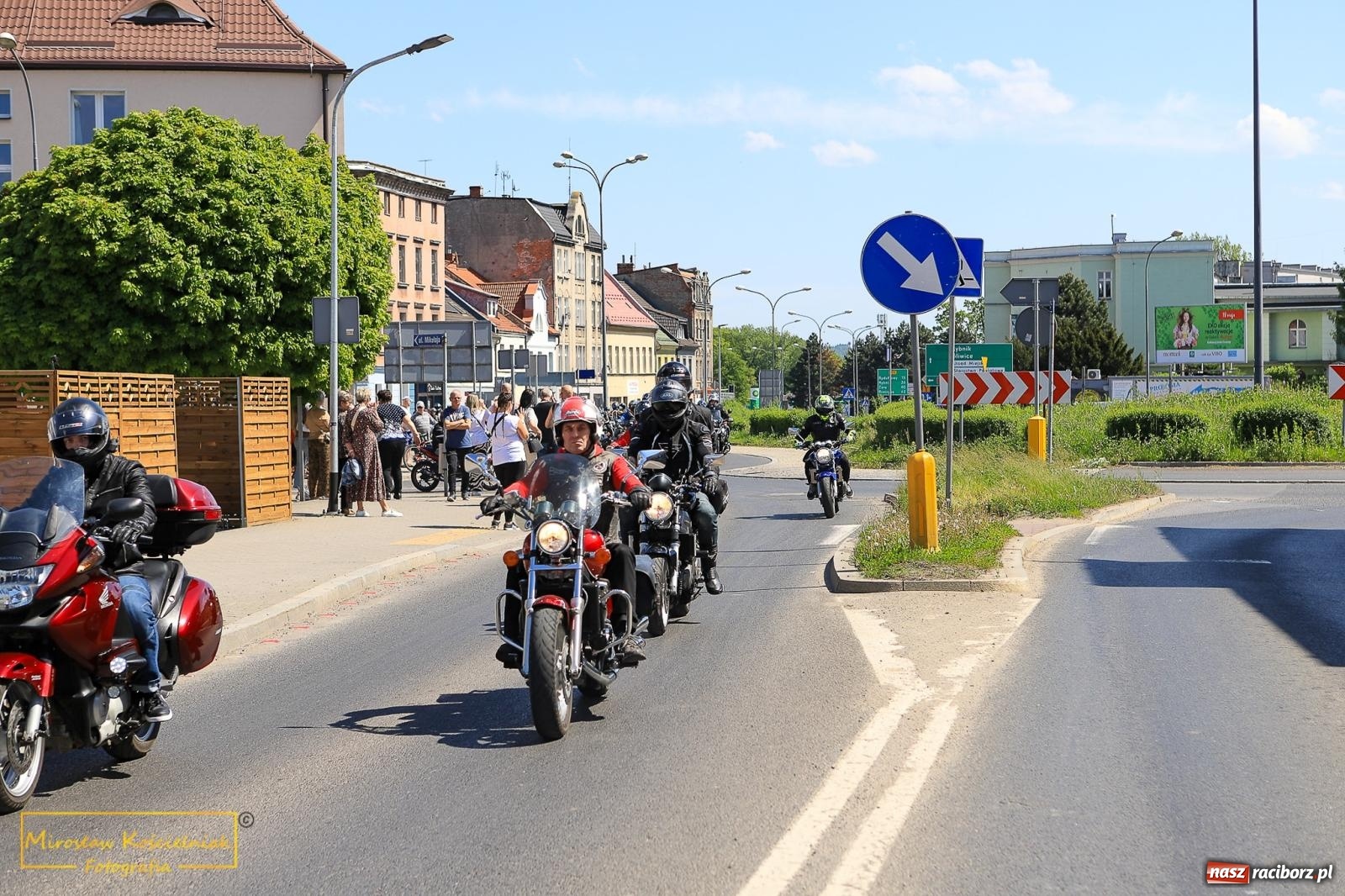 Zdjęcie w galerii na portalu naszraciborz.pl: Setki motocyklistów u św. Mikołaja. Inauguracja sezonu na bis! [FOTO i WIDEO] wiadomości z regionu