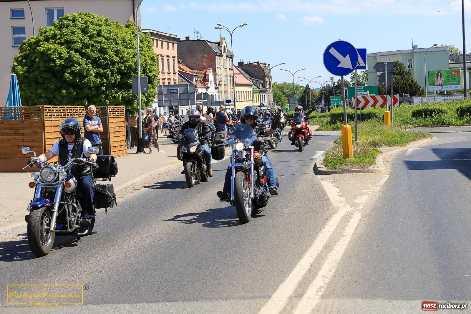 Zdjęcie w galerii na portalu naszraciborz.pl: Setki motocyklistów u św. Mikołaja. Inauguracja sezonu na bis! [FOTO i WIDEO] wiadomości z regionu