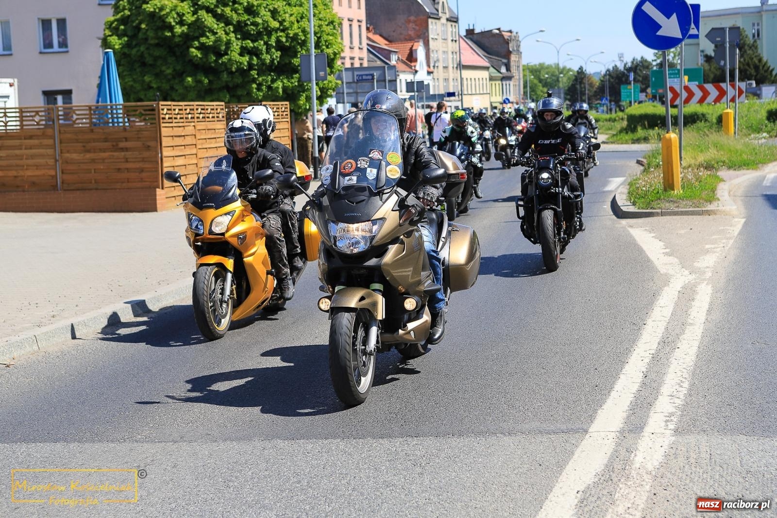 Zdjęcie w galerii na portalu naszraciborz.pl: Setki motocyklistów u św. Mikołaja. Inauguracja sezonu na bis! [FOTO i WIDEO] wiadomości z regionu