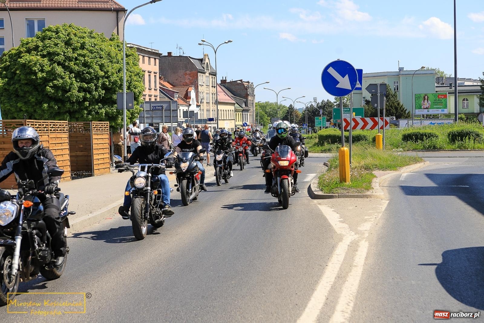 Zdjęcie w galerii na portalu naszraciborz.pl: Setki motocyklistów u św. Mikołaja. Inauguracja sezonu na bis! [FOTO i WIDEO] wiadomości z regionu
