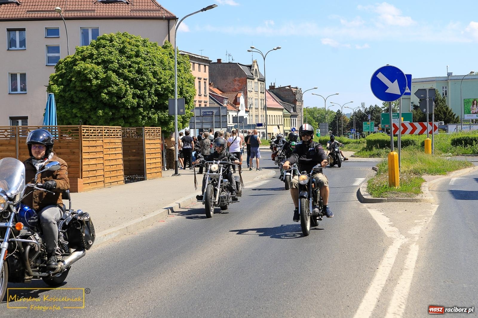 Zdjęcie w galerii na portalu naszraciborz.pl: Setki motocyklistów u św. Mikołaja. Inauguracja sezonu na bis! [FOTO i WIDEO] wiadomości z regionu