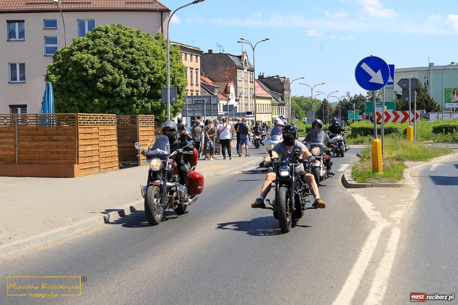 Zdjęcie w galerii na portalu naszraciborz.pl: Setki motocyklistów u św. Mikołaja. Inauguracja sezonu na bis! [FOTO i WIDEO] wiadomości z regionu