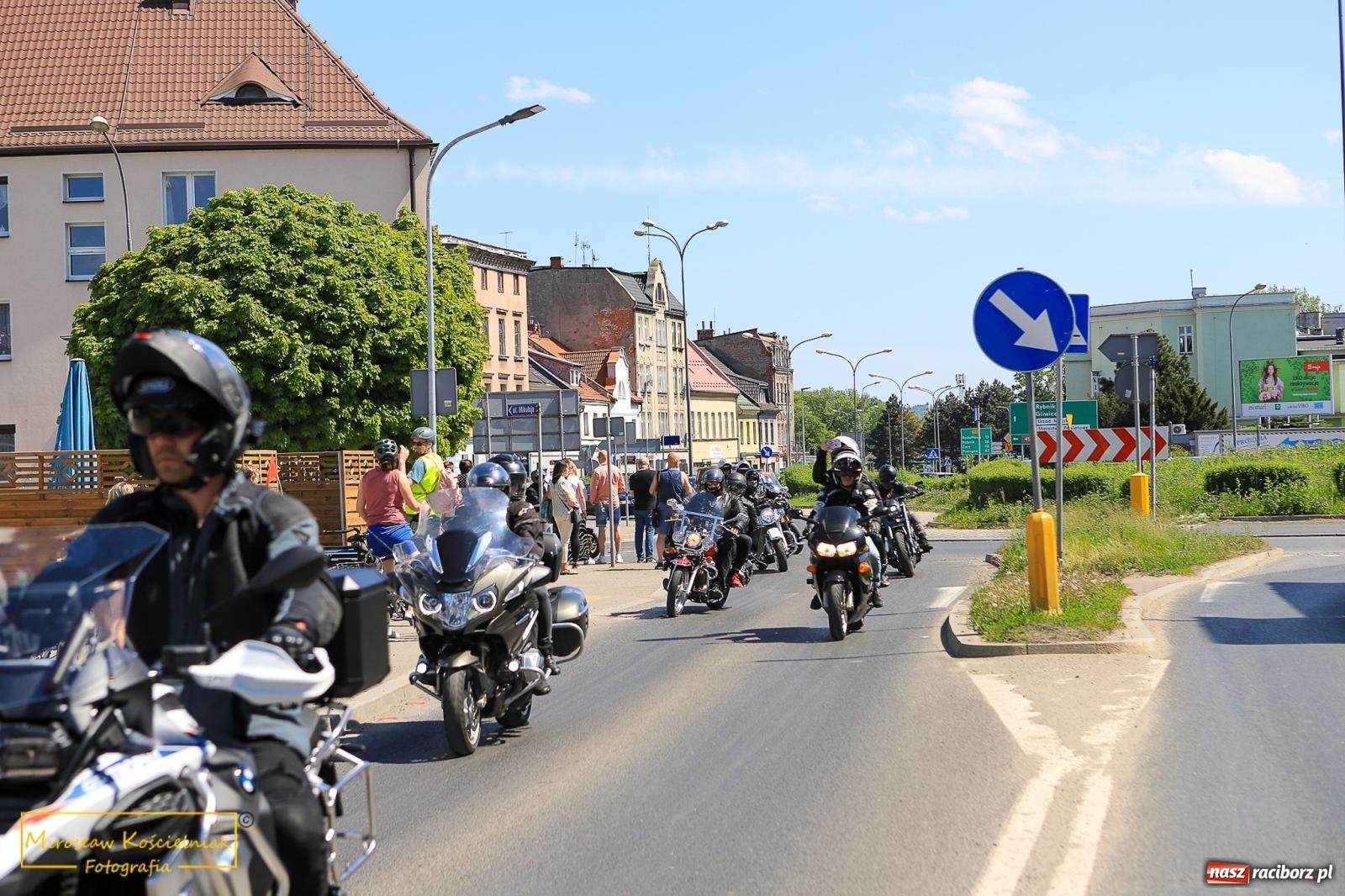 Zdjęcie w galerii na portalu naszraciborz.pl: Setki motocyklistów u św. Mikołaja. Inauguracja sezonu na bis! [FOTO i WIDEO] wiadomości z regionu