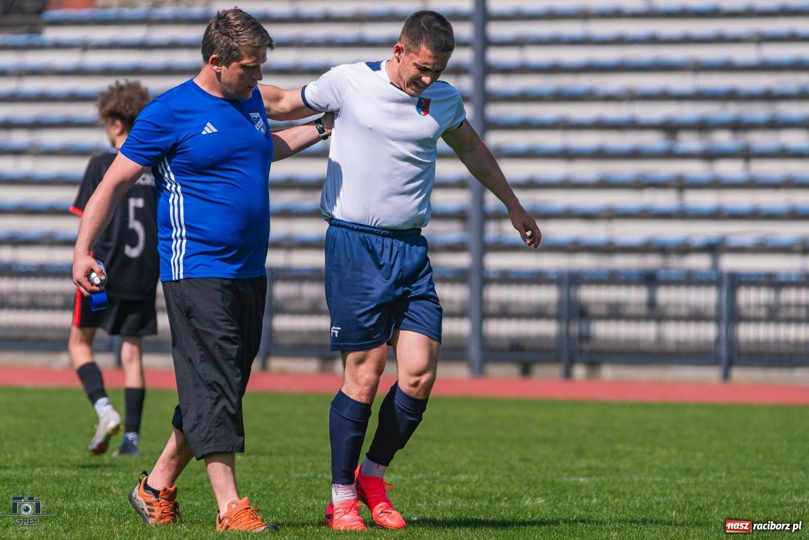 Zdjęcie w galerii na portalu naszraciborz.pl: Choć wiceliderowi się postawili, to punktów nie zdobyli [FOTO] wiadomości z regionu