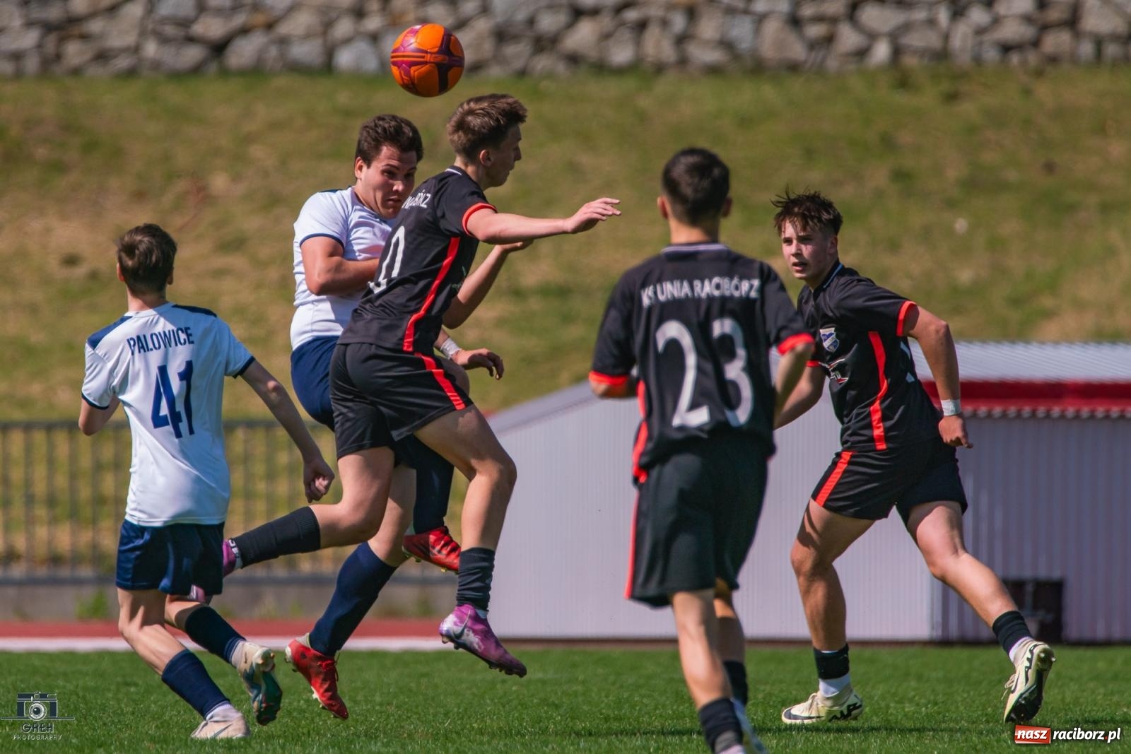 Zdjęcie w galerii na portalu naszraciborz.pl: Choć wiceliderowi się postawili, to punktów nie zdobyli [FOTO] wiadomości z regionu