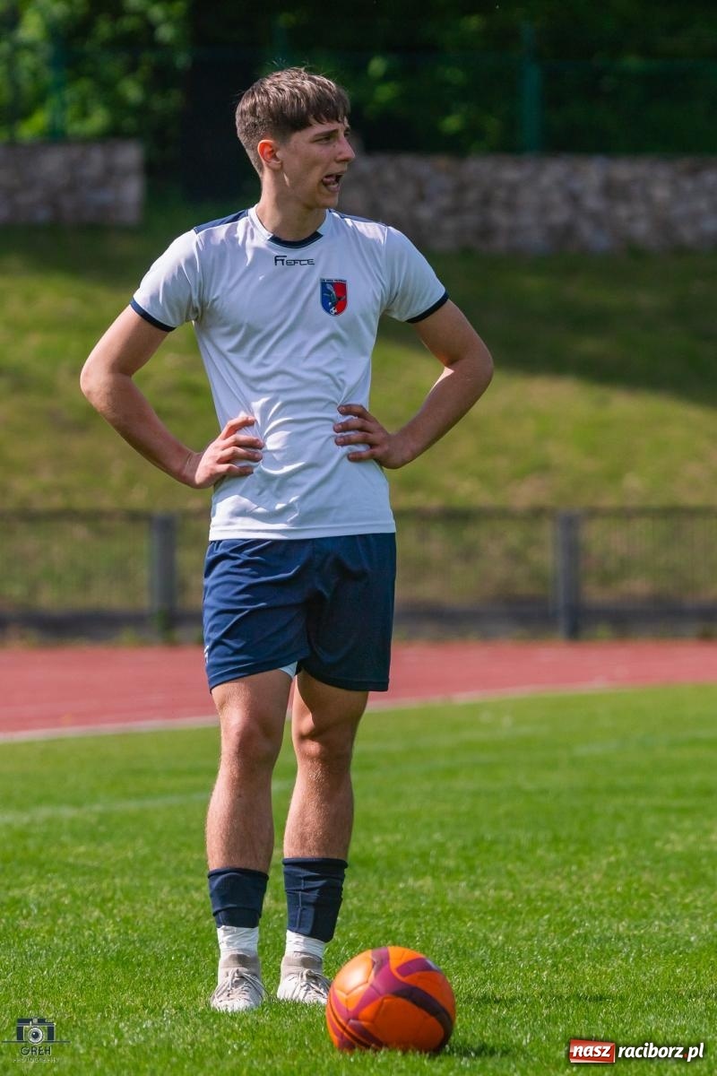 Zdjęcie w galerii na portalu naszraciborz.pl: Choć wiceliderowi się postawili, to punktów nie zdobyli [FOTO] wiadomości z regionu