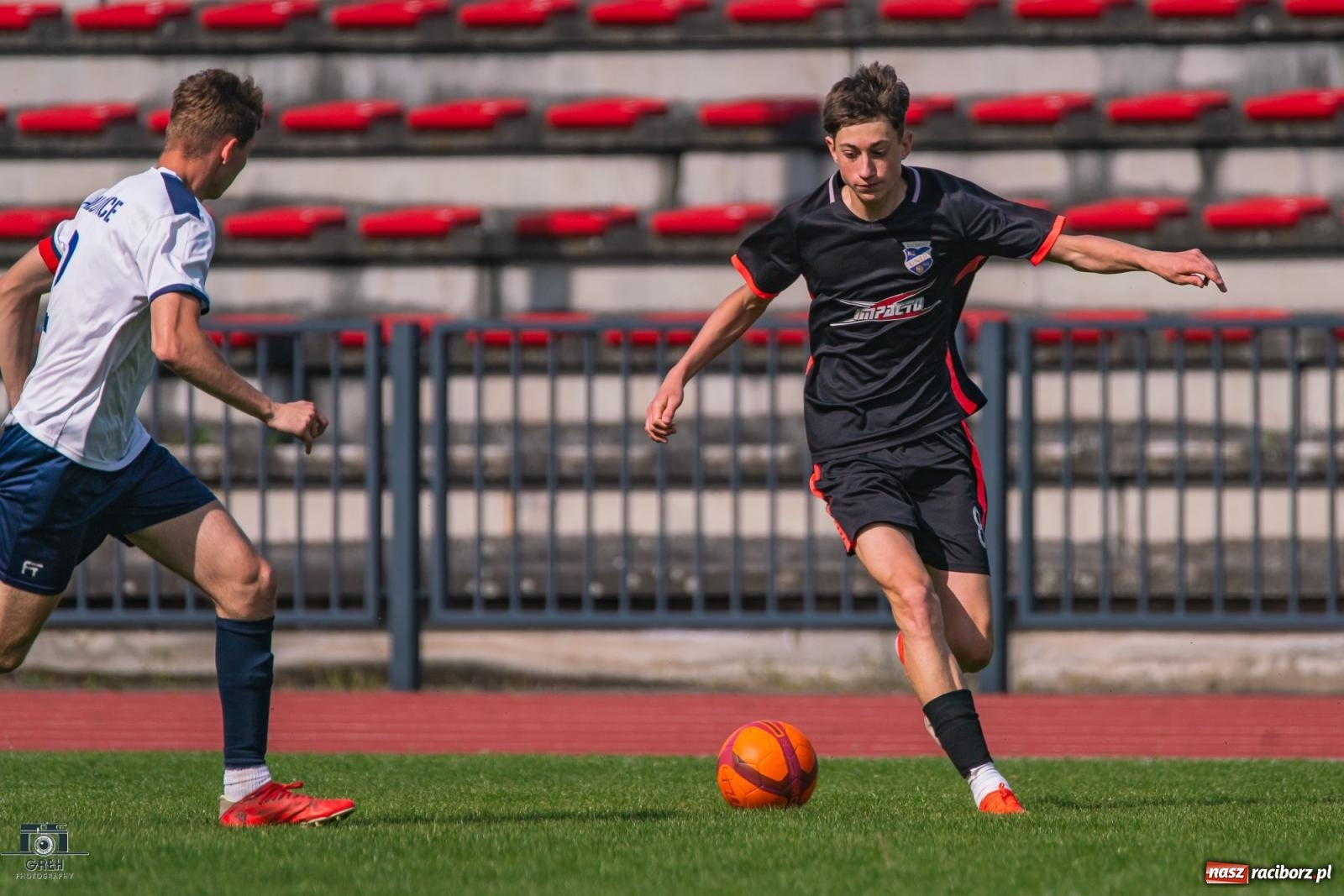 Zdjęcie w galerii na portalu naszraciborz.pl: Choć wiceliderowi się postawili, to punktów nie zdobyli [FOTO] wiadomości z regionu