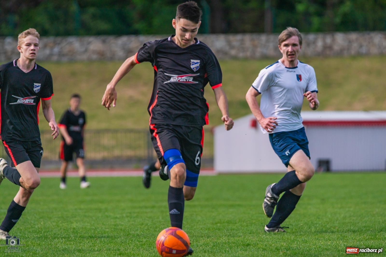 Zdjęcie w galerii na portalu naszraciborz.pl: Choć wiceliderowi się postawili, to punktów nie zdobyli [FOTO] wiadomości z regionu
