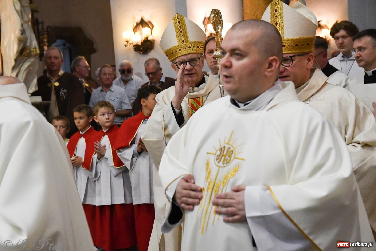 Zdjęcie w galerii na portalu naszraciborz.pl: Diecezjalne Święto Rodziny i XII Jarmark Cysterski w Jemielnicy wiadomości z regionu