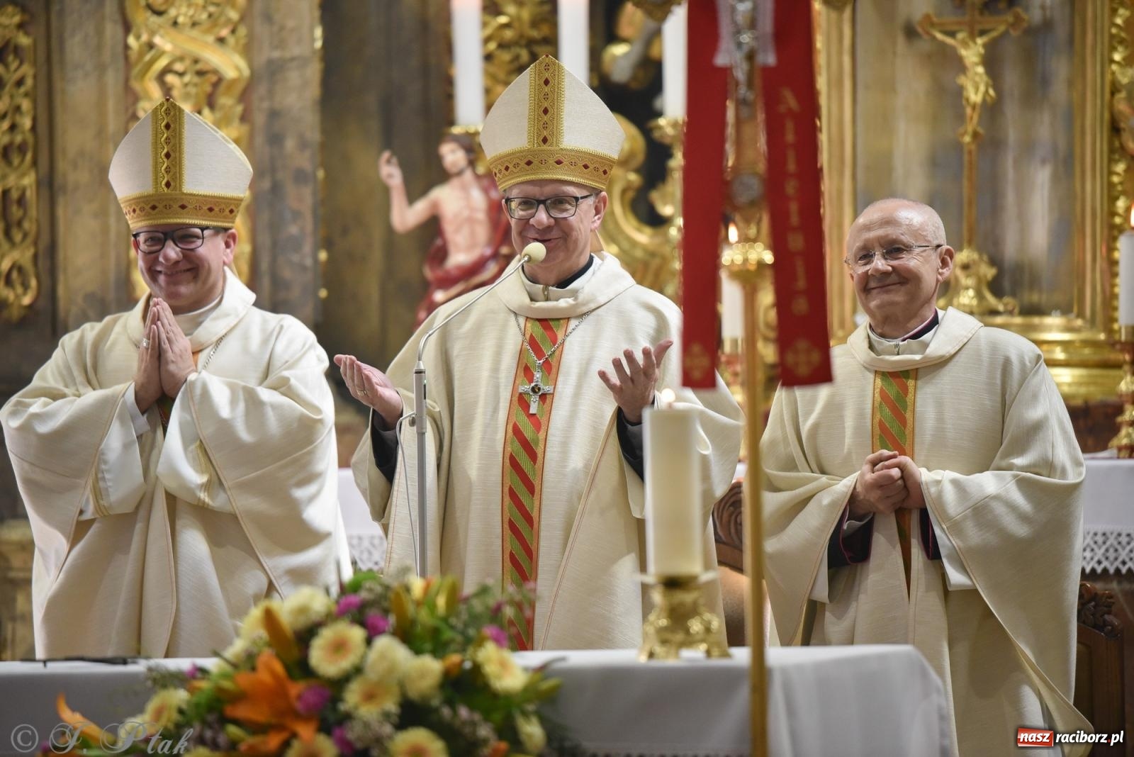 Zdjęcie w galerii na portalu naszraciborz.pl: Diecezjalne Święto Rodziny i XII Jarmark Cysterski w Jemielnicy wiadomości z regionu
