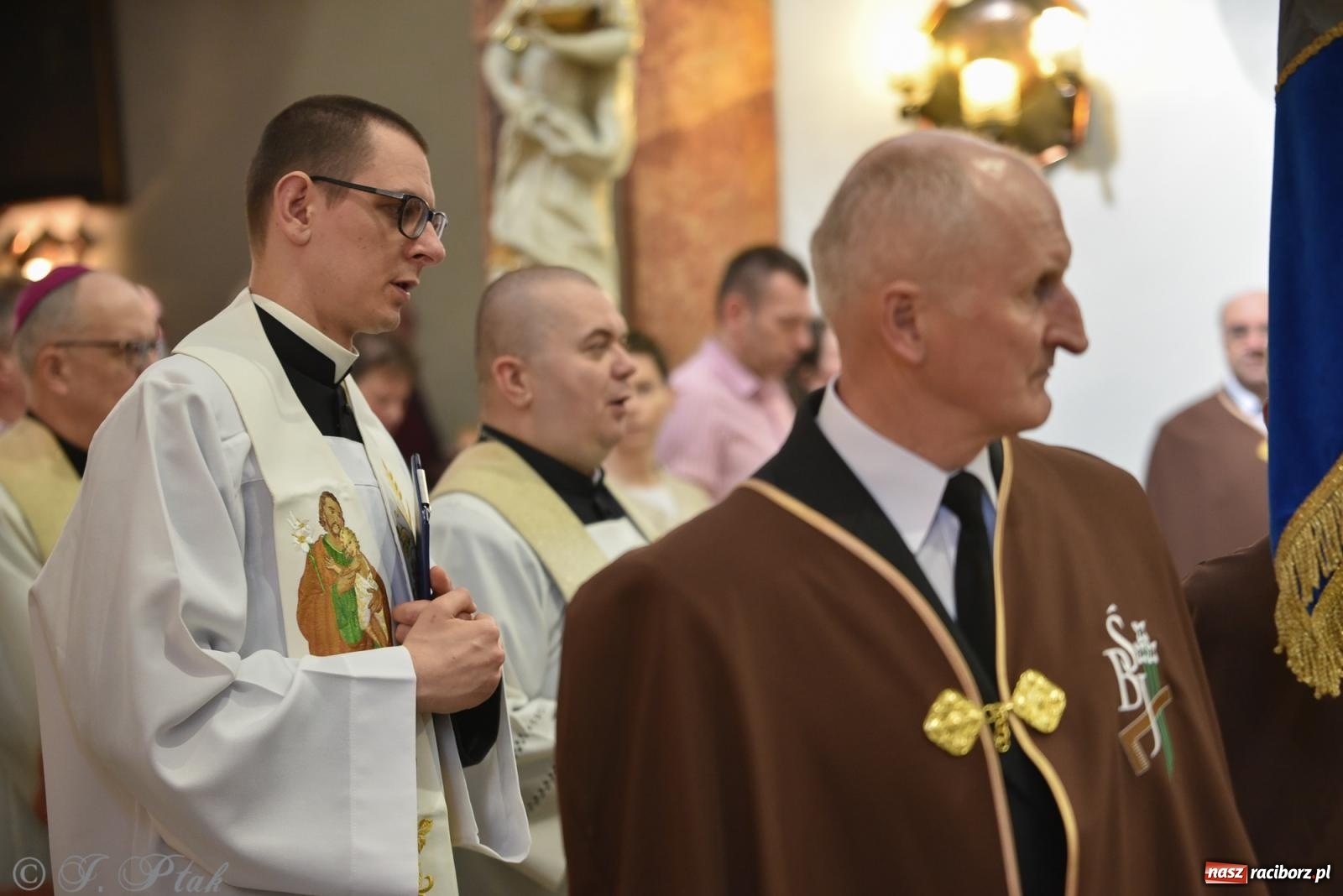 Zdjęcie w galerii na portalu naszraciborz.pl: Diecezjalne Święto Rodziny i XII Jarmark Cysterski w Jemielnicy wiadomości z regionu