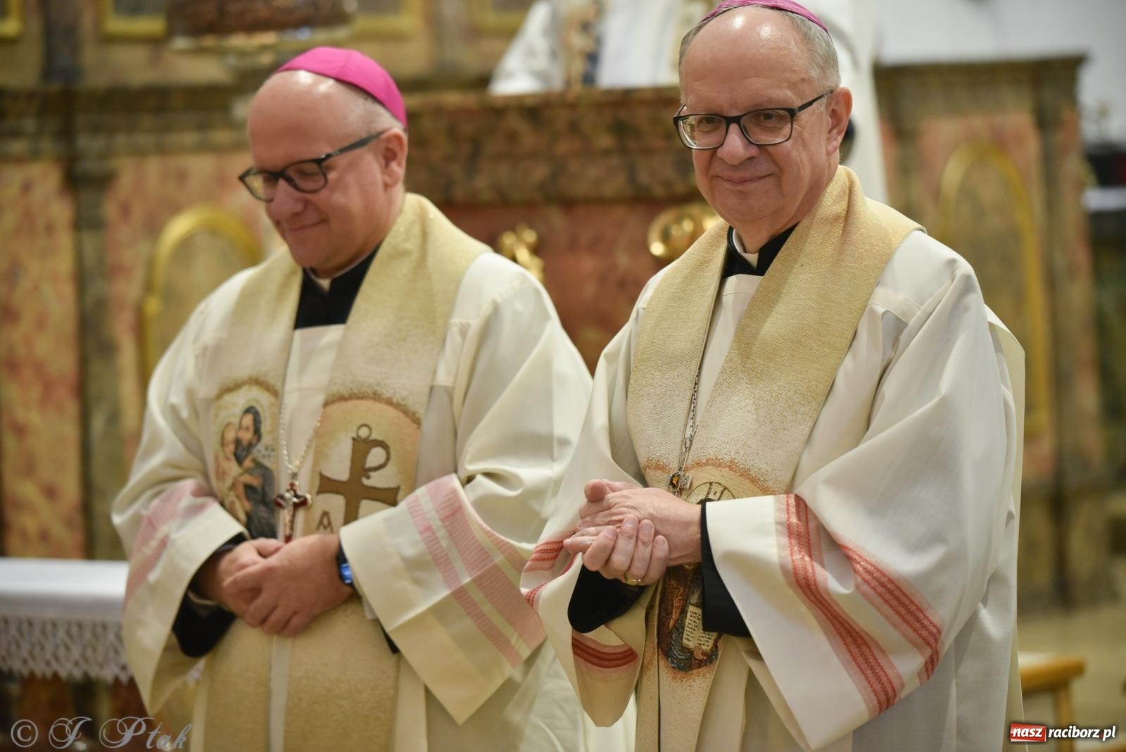 Zdjęcie w galerii na portalu naszraciborz.pl: Diecezjalne Święto Rodziny i XII Jarmark Cysterski w Jemielnicy wiadomości z regionu