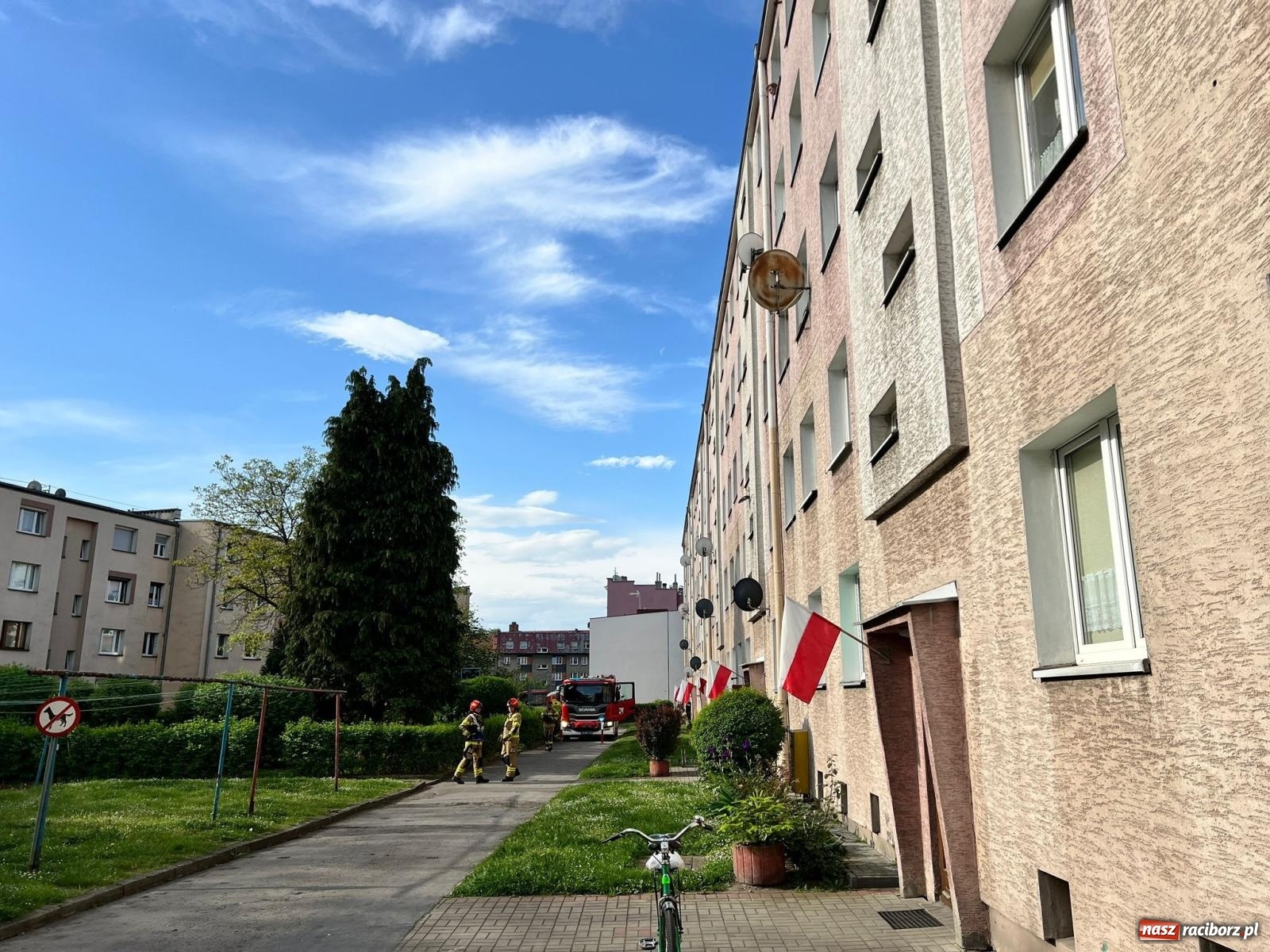 Zdjęcie w galerii na portalu naszraciborz.pl: Silne zadymienie w mieszkaniu przy Piwnej [FOTO] wiadomości z regionu