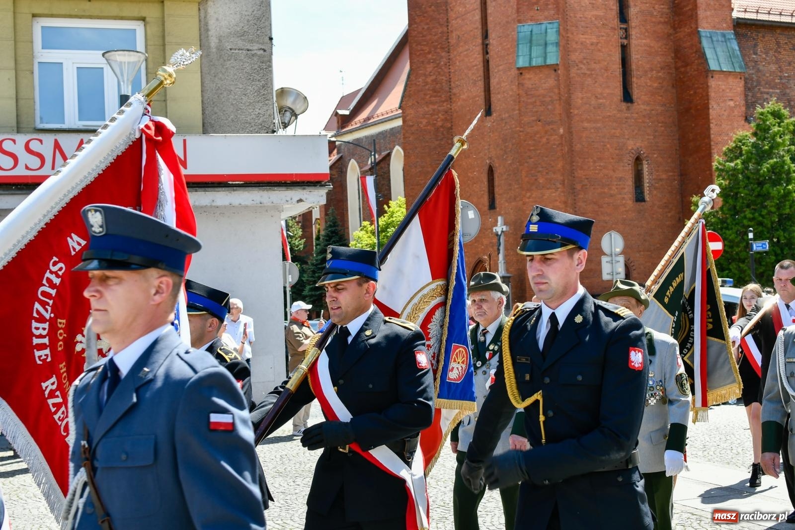 Zdjęcie w galerii na portalu naszraciborz.pl: Święto Narodowe Trzeciego Maja. Obchody w Raciborzu [FOTO i WIDEO] wiadomości z regionu