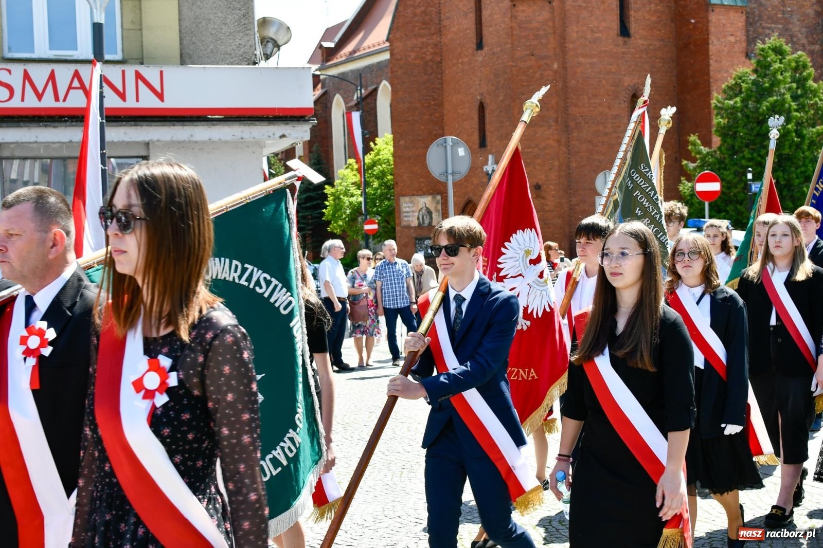 Zdjęcie w galerii na portalu naszraciborz.pl: Święto Narodowe Trzeciego Maja. Obchody w Raciborzu [FOTO i WIDEO] wiadomości z regionu