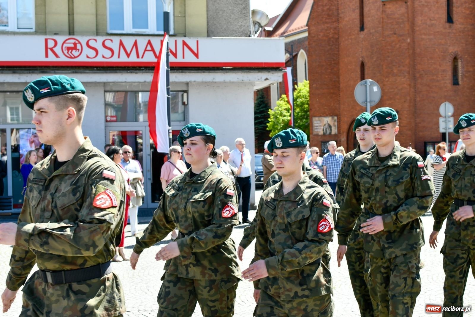 Zdjęcie w galerii na portalu naszraciborz.pl: Święto Narodowe Trzeciego Maja. Obchody w Raciborzu [FOTO i WIDEO] wiadomości z regionu