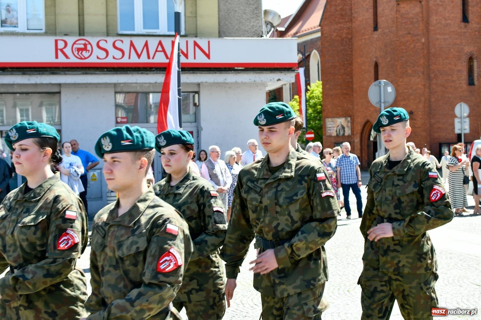 Zdjęcie w galerii na portalu naszraciborz.pl: Święto Narodowe Trzeciego Maja. Obchody w Raciborzu [FOTO i WIDEO] wiadomości z regionu
