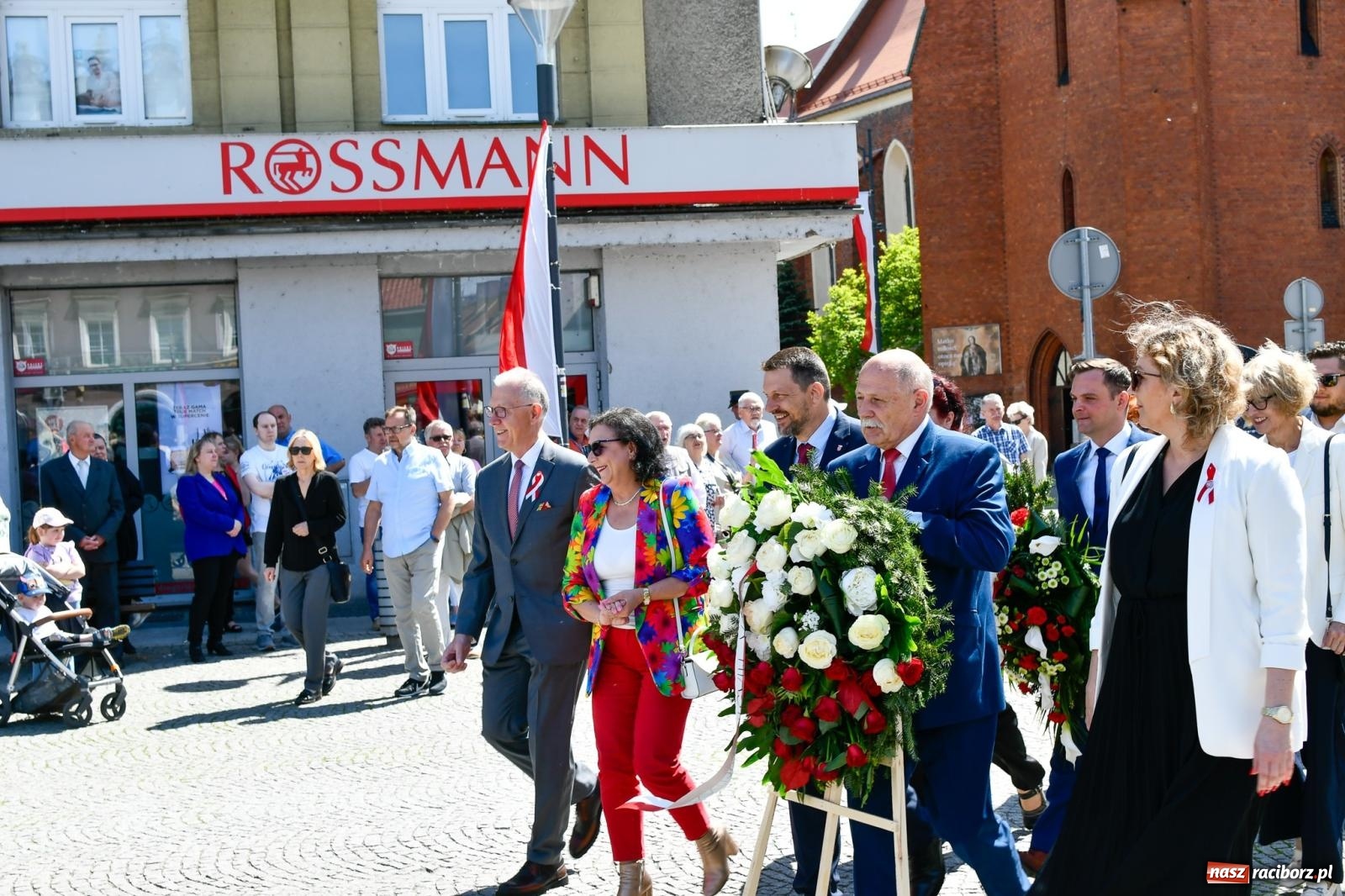 Zdjęcie w galerii na portalu naszraciborz.pl: Święto Narodowe Trzeciego Maja. Obchody w Raciborzu [FOTO i WIDEO] wiadomości z regionu