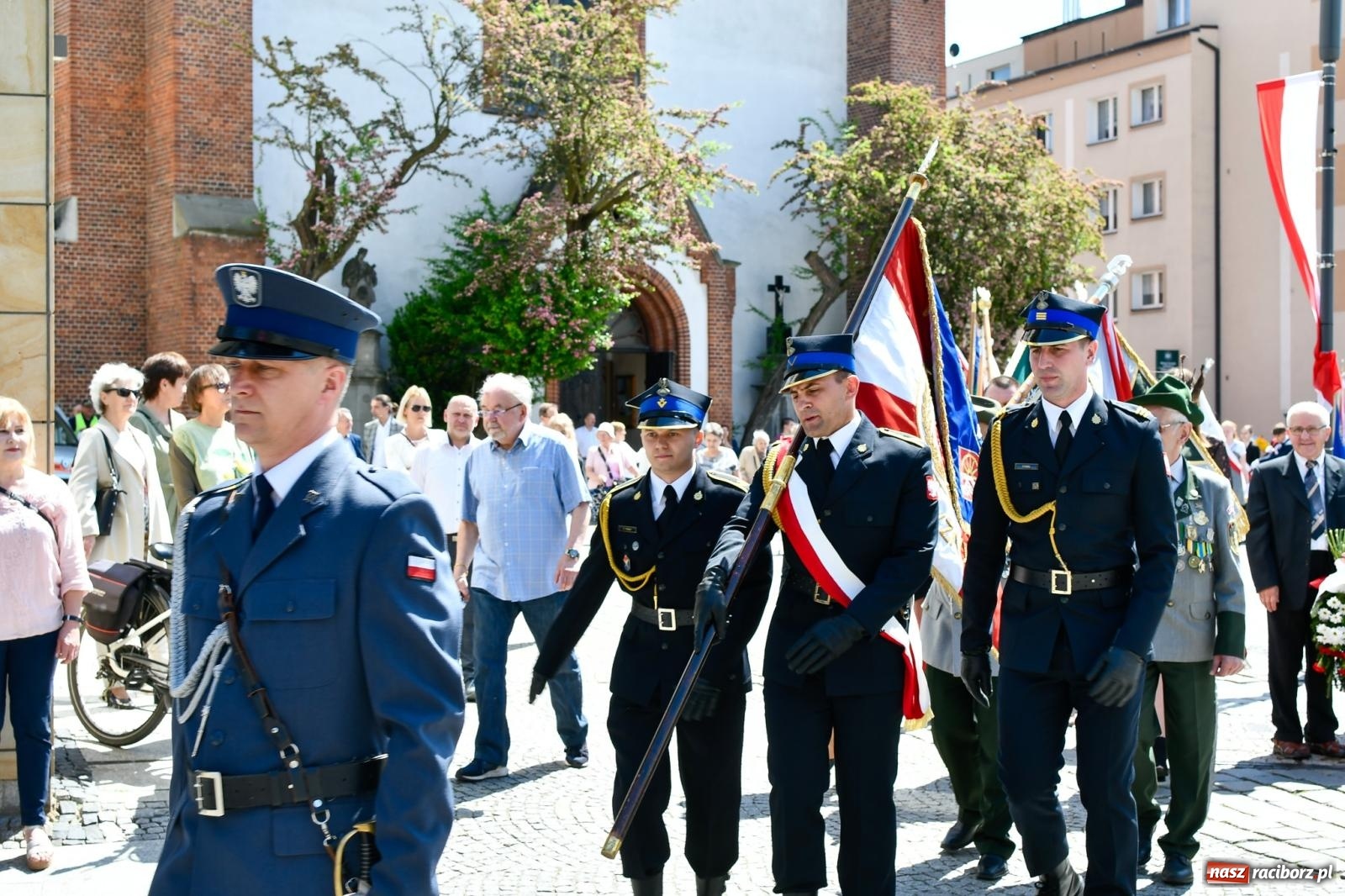 Zdjęcie w galerii na portalu naszraciborz.pl: Święto Narodowe Trzeciego Maja. Obchody w Raciborzu [FOTO i WIDEO] wiadomości z regionu