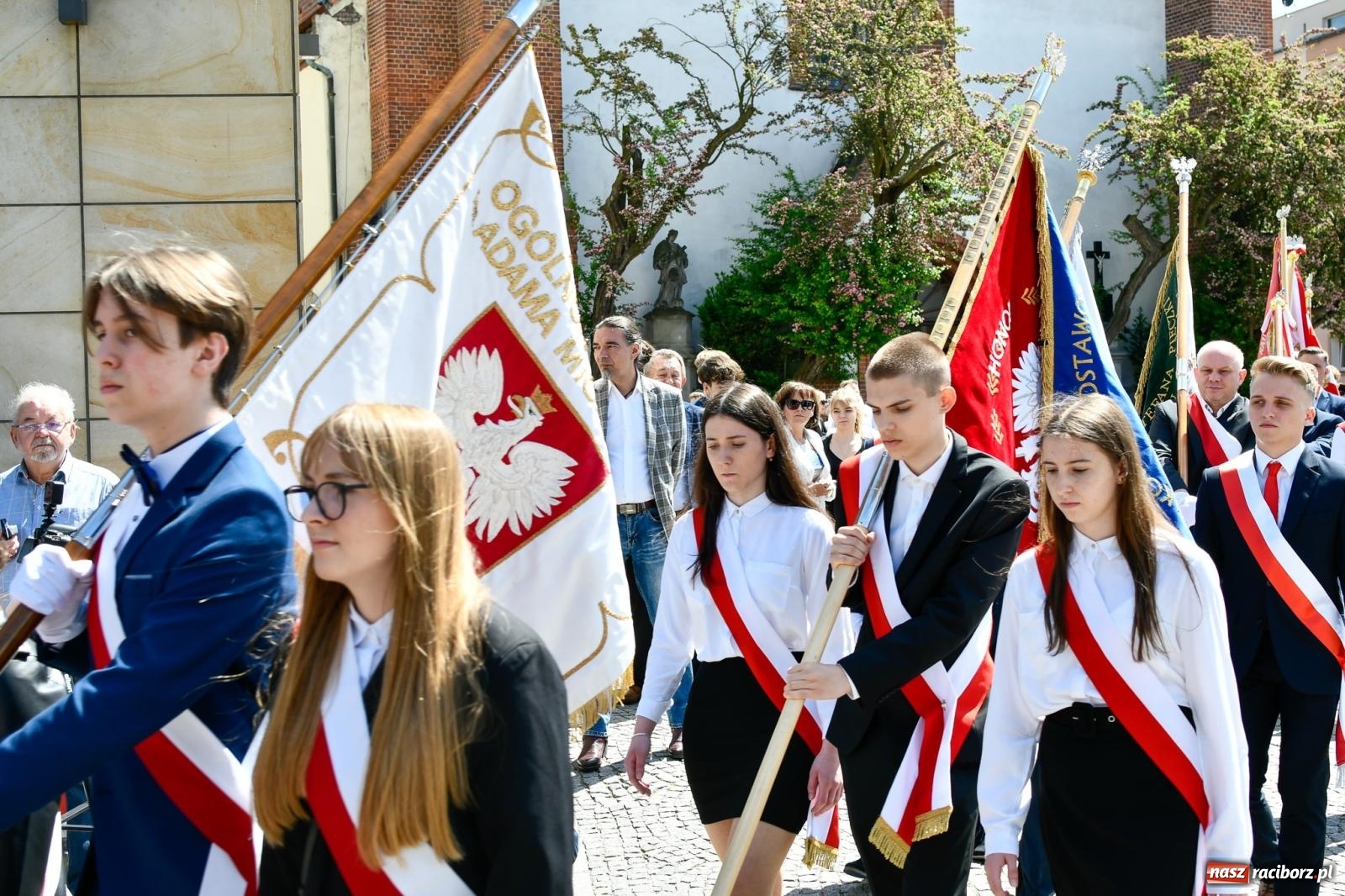 Zdjęcie w galerii na portalu naszraciborz.pl: Święto Narodowe Trzeciego Maja. Obchody w Raciborzu [FOTO i WIDEO] wiadomości z regionu