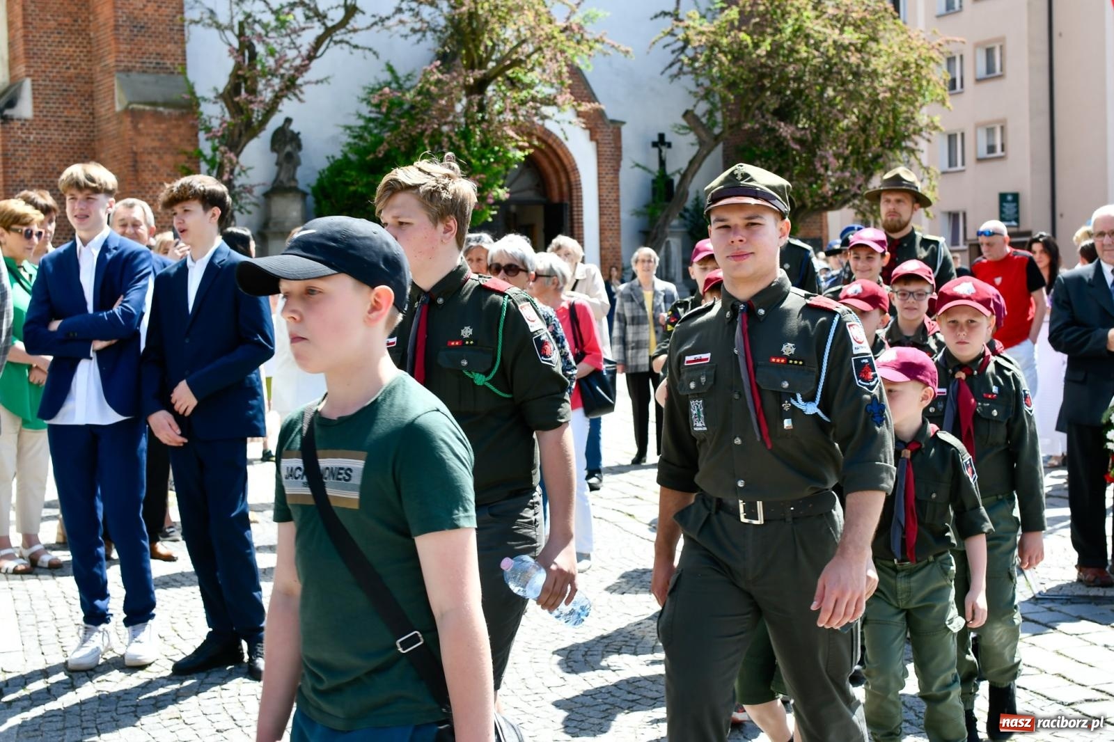 Zdjęcie w galerii na portalu naszraciborz.pl: Święto Narodowe Trzeciego Maja. Obchody w Raciborzu [FOTO i WIDEO] wiadomości z regionu
