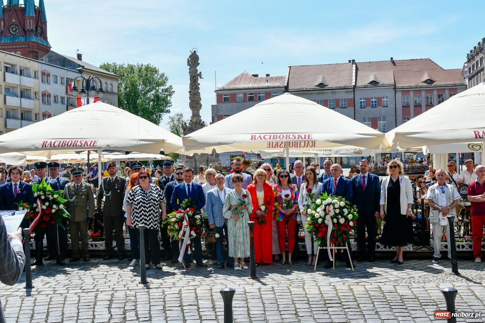 Zdjęcie w galerii na portalu naszraciborz.pl: Święto Narodowe Trzeciego Maja. Obchody w Raciborzu [FOTO i WIDEO] wiadomości z regionu