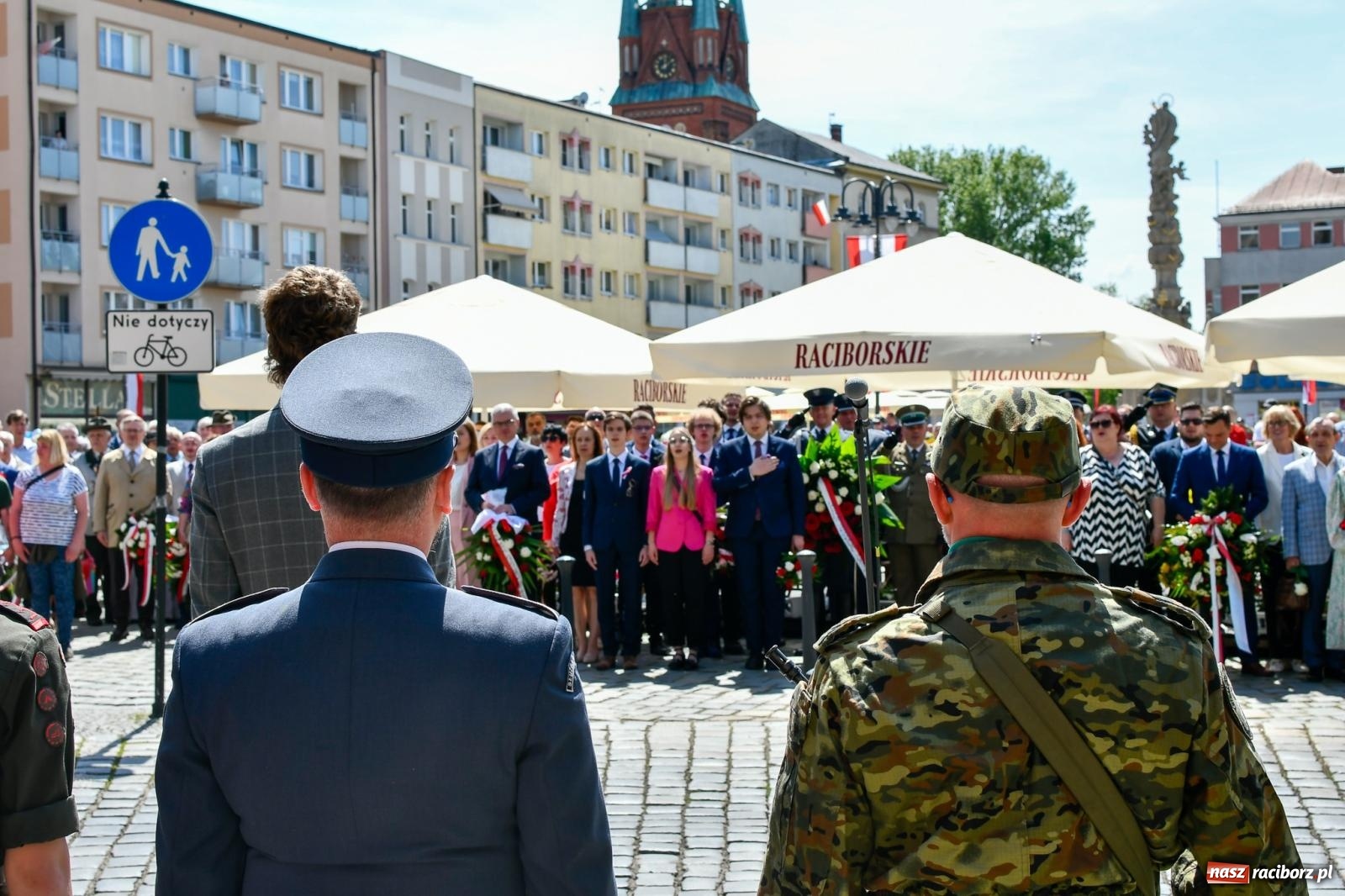 Zdjęcie w galerii na portalu naszraciborz.pl: Święto Narodowe Trzeciego Maja. Obchody w Raciborzu [FOTO i WIDEO] wiadomości z regionu