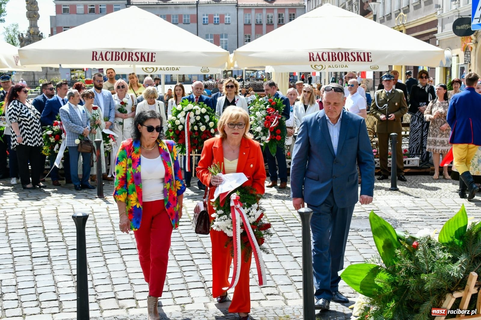 Zdjęcie w galerii na portalu naszraciborz.pl: Święto Narodowe Trzeciego Maja. Obchody w Raciborzu [FOTO i WIDEO] wiadomości z regionu