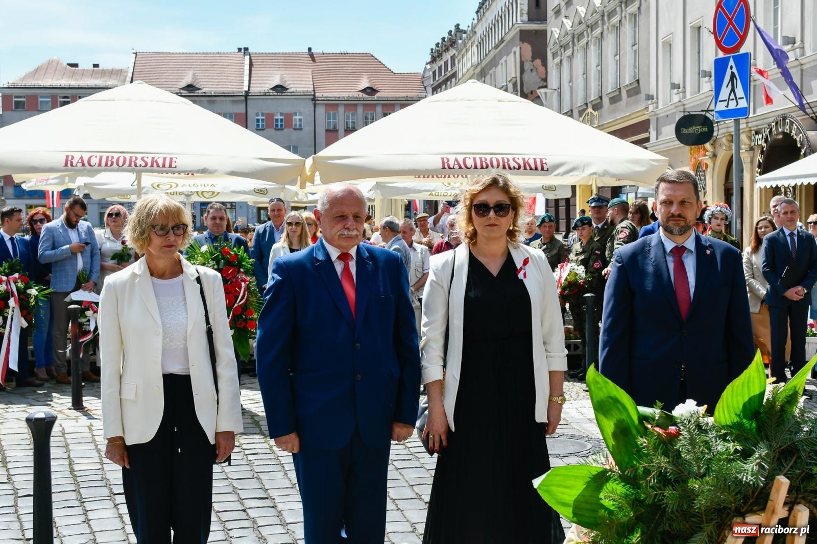 Zdjęcie w galerii na portalu naszraciborz.pl: Święto Narodowe Trzeciego Maja. Obchody w Raciborzu [FOTO i WIDEO] wiadomości z regionu