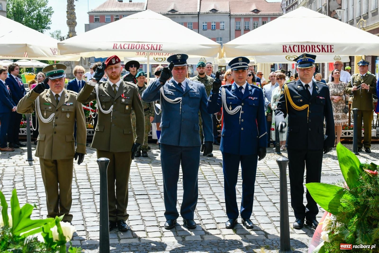 Zdjęcie w galerii na portalu naszraciborz.pl: Święto Narodowe Trzeciego Maja. Obchody w Raciborzu [FOTO i WIDEO] wiadomości z regionu