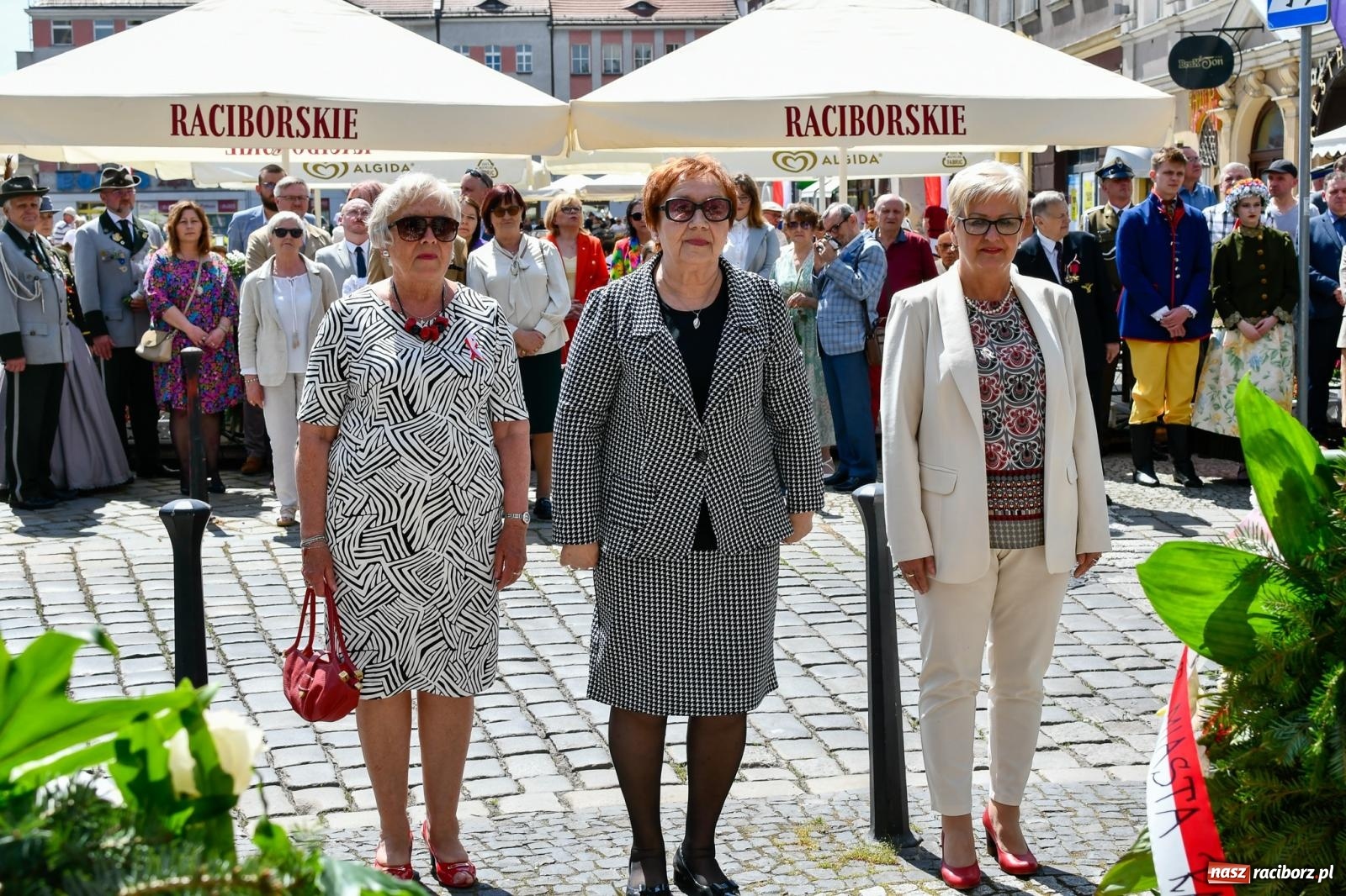Zdjęcie w galerii na portalu naszraciborz.pl: Święto Narodowe Trzeciego Maja. Obchody w Raciborzu [FOTO i WIDEO] wiadomości z regionu