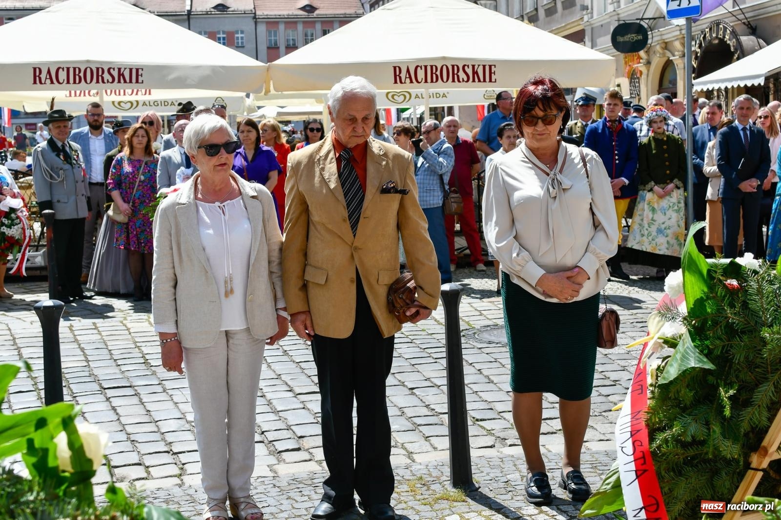 Zdjęcie w galerii na portalu naszraciborz.pl: Święto Narodowe Trzeciego Maja. Obchody w Raciborzu [FOTO i WIDEO] wiadomości z regionu