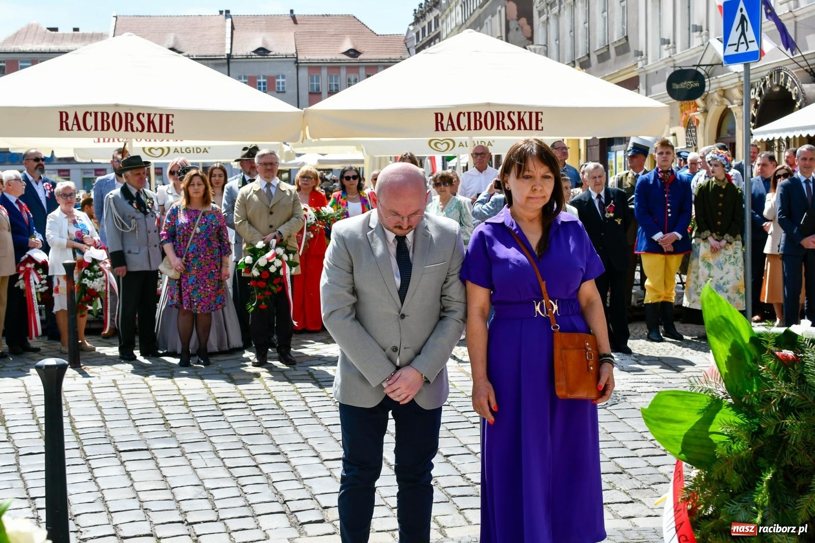 Zdjęcie w galerii na portalu naszraciborz.pl: Święto Narodowe Trzeciego Maja. Obchody w Raciborzu [FOTO i WIDEO] wiadomości z regionu