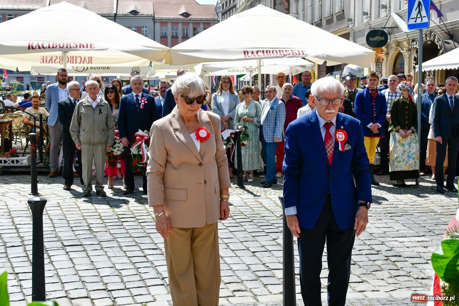 Zdjęcie w galerii na portalu naszraciborz.pl: Święto Narodowe Trzeciego Maja. Obchody w Raciborzu [FOTO i WIDEO] wiadomości z regionu